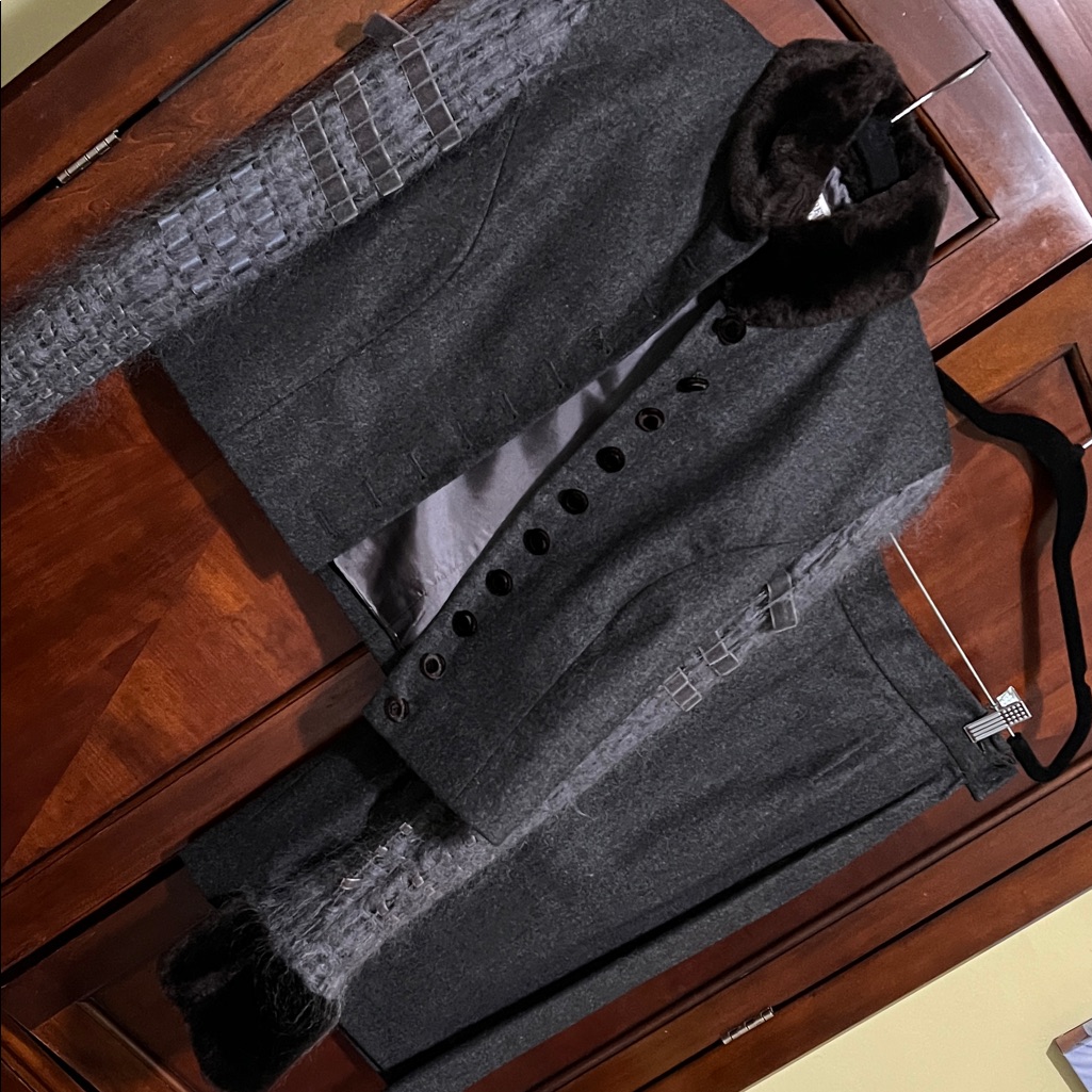 Alberta Ferretti Charcoal Gray Skirt Suit With Fur Trim Size 6